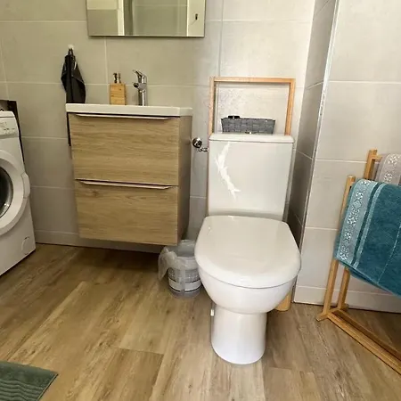 Climatises Proche 公寓 *