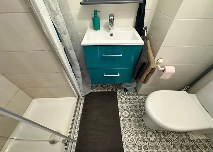 Apartment Climatises Proche Nice
