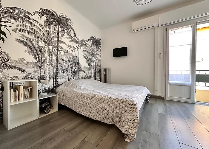Apartment Climatises Proche *